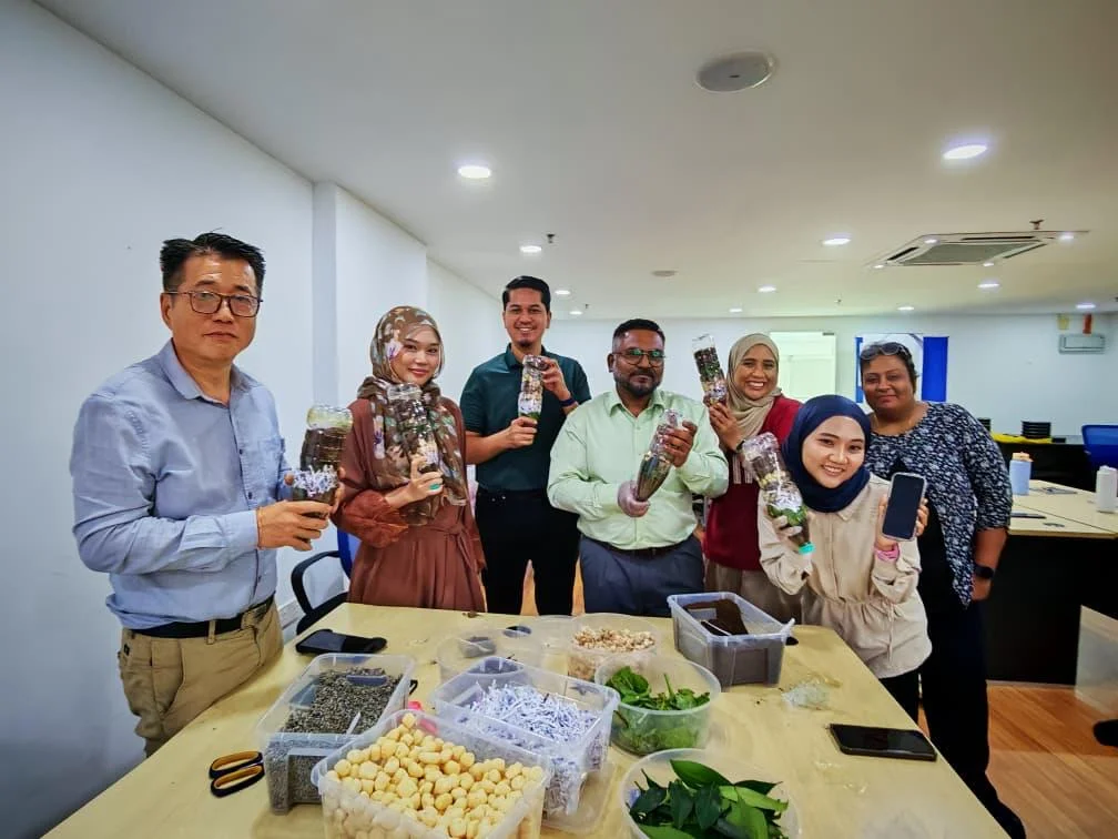 Food waste workshop by MAEKO